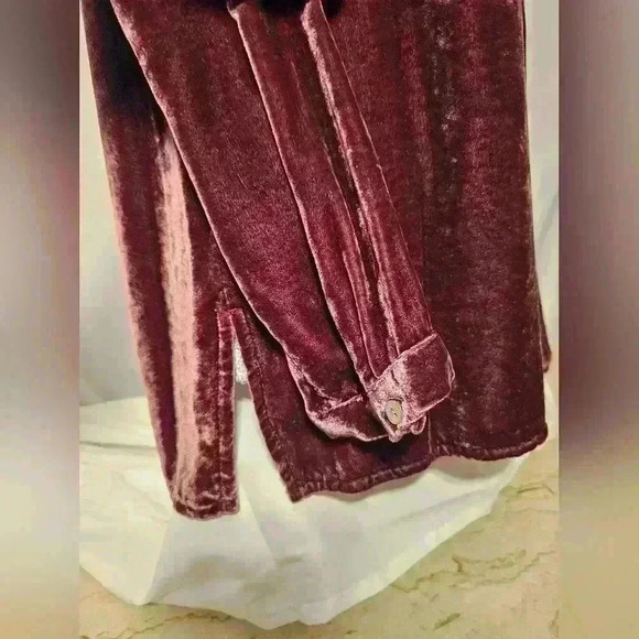 J. Jill Womens Velvety Burgundy Soft Button-up Tunic Blouse Size Small - Picture 4 of 8